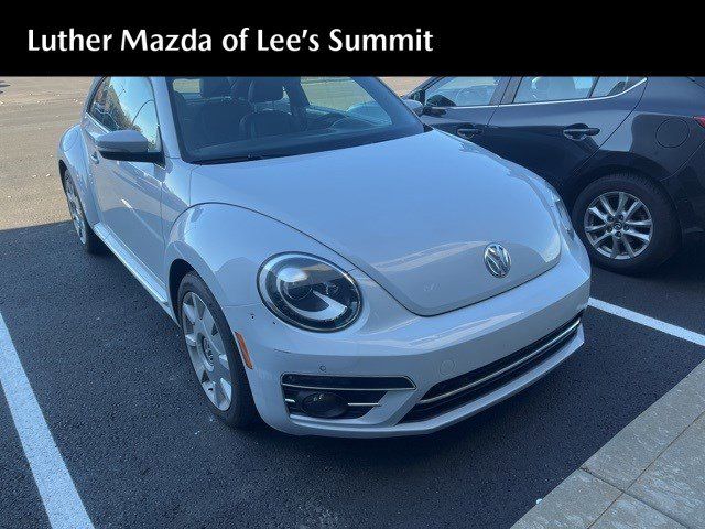 2018 Volkswagen Beetle SE