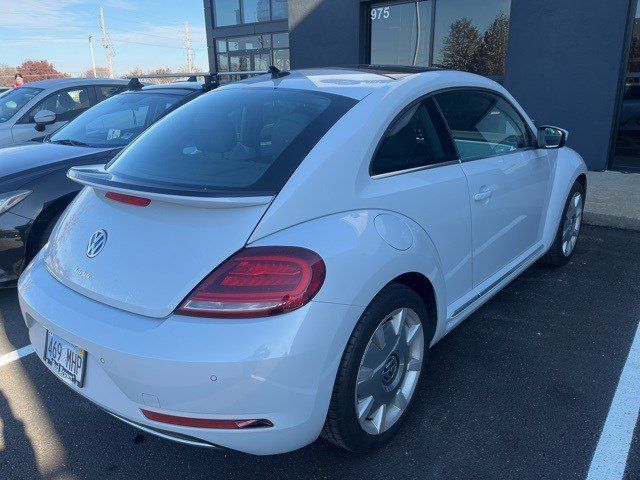 2018 Volkswagen Beetle SE