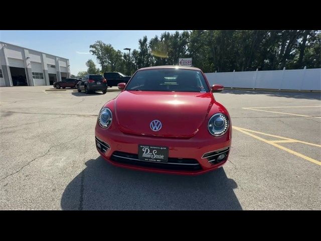 2018 Volkswagen Beetle SE