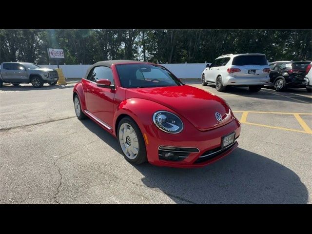 2018 Volkswagen Beetle SE