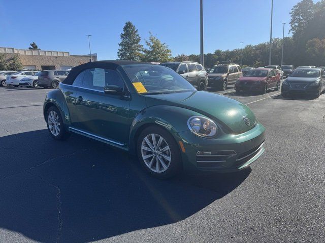 2018 Volkswagen Beetle SE