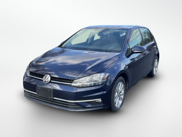 2018 Volkswagen Golf SE