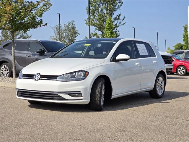 2018 Volkswagen Golf SE