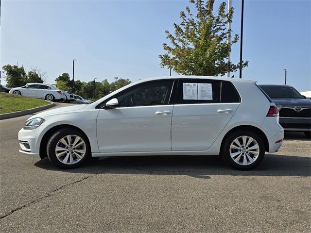 2018 Volkswagen Golf SE