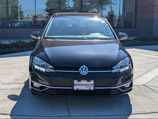 2018 Volkswagen Golf SE