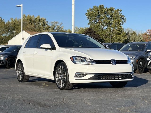 2018 Volkswagen Golf SE