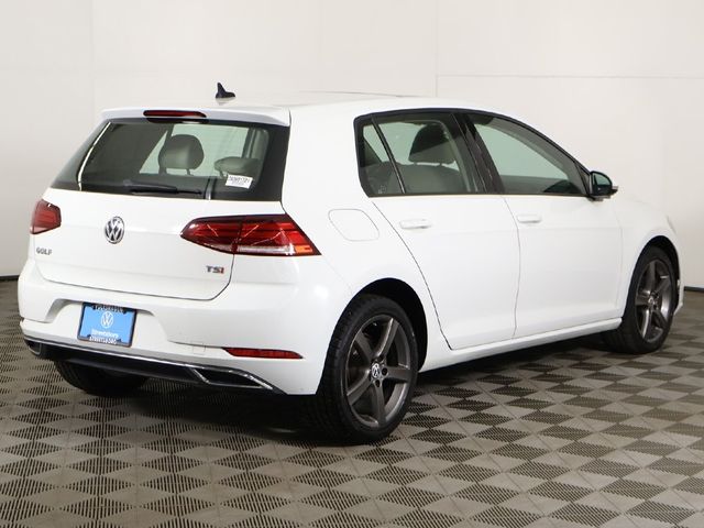 2018 Volkswagen Golf SE