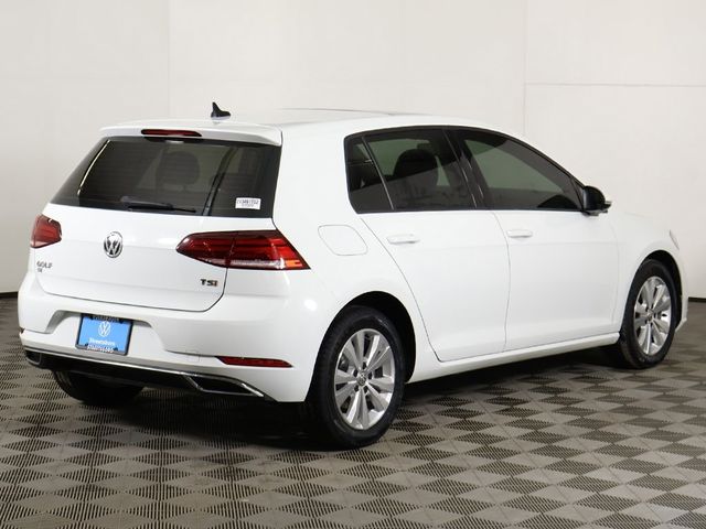 2018 Volkswagen Golf SE