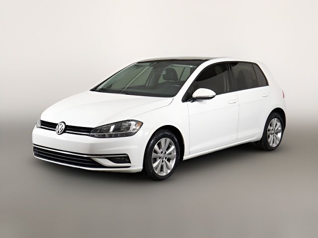 2018 Volkswagen Golf SE