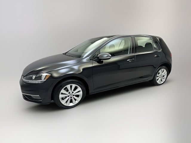 2018 Volkswagen Golf SE