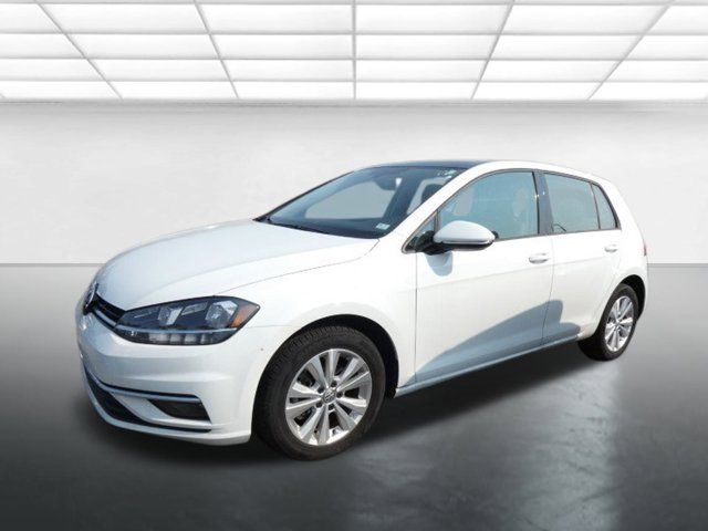 2018 Volkswagen Golf SE