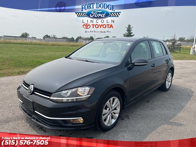 2018 Volkswagen Golf SE