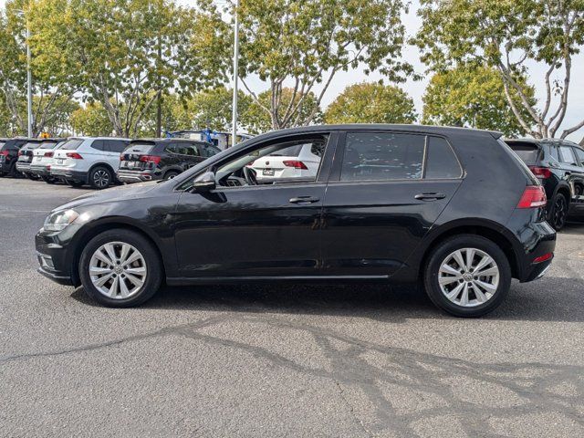 2018 Volkswagen Golf SE