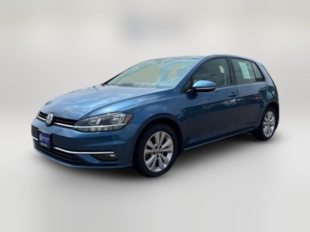 2018 Volkswagen Golf SE