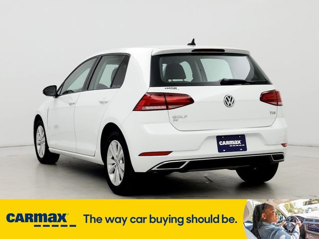 2018 Volkswagen Golf SE