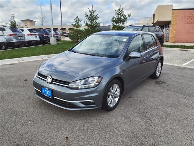 2018 Volkswagen Golf SE