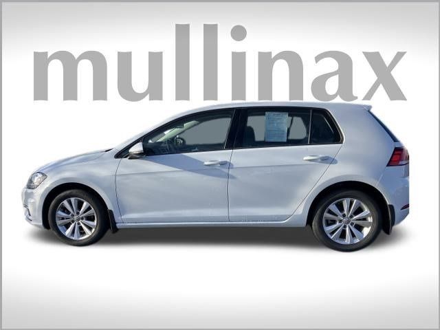 2018 Volkswagen Golf SE