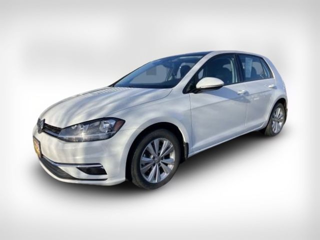 2018 Volkswagen Golf SE
