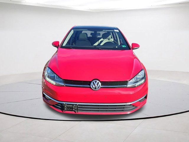 2018 Volkswagen Golf SE