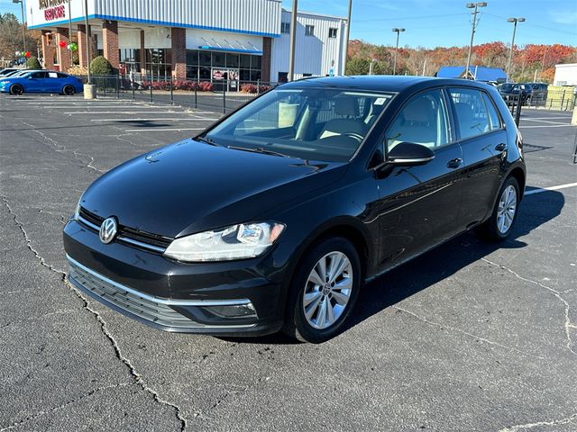 2018 Volkswagen Golf SE