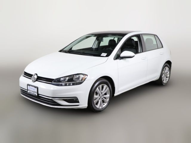 2018 Volkswagen Golf SE