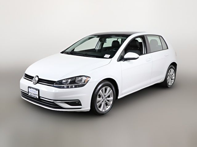 2018 Volkswagen Golf SE