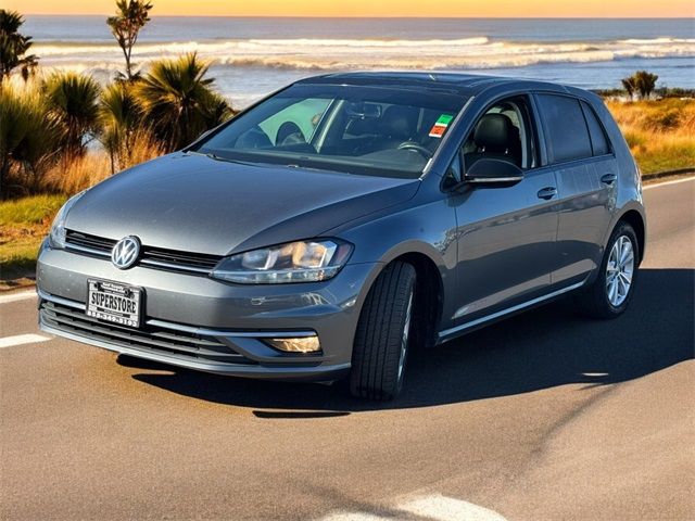 2018 Volkswagen Golf SE