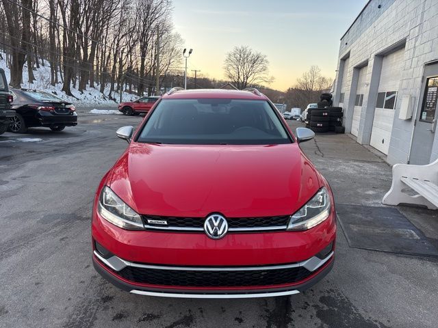 2018 Volkswagen Golf Alltrack S