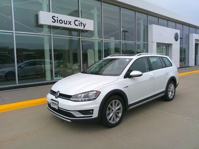 2018 Volkswagen Golf Alltrack S