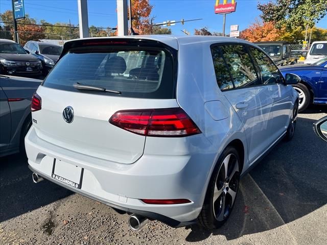 2018 Volkswagen Golf GTI S