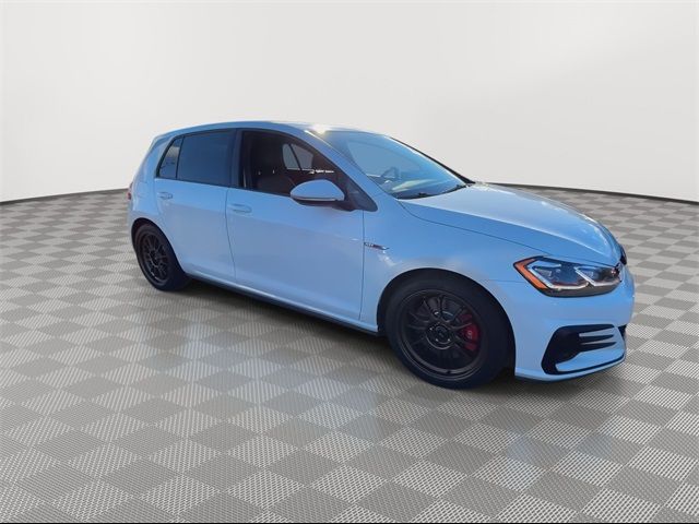 2018 Volkswagen Golf GTI SE