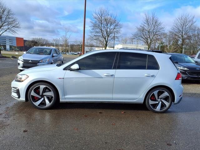 2018 Volkswagen Golf GTI SE