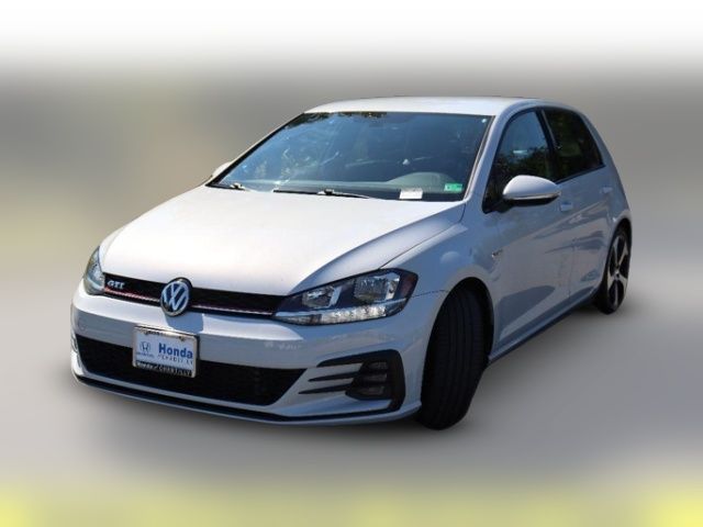 2018 Volkswagen Golf GTI S