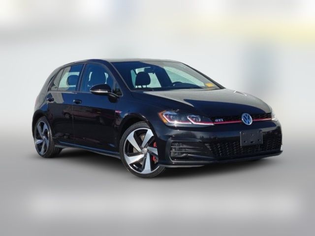 2018 Volkswagen Golf GTI SE