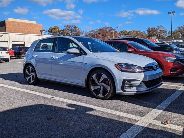 2018 Volkswagen Golf GTI SE