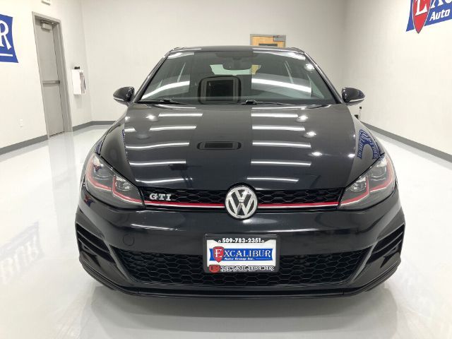 2018 Volkswagen Golf GTI SE