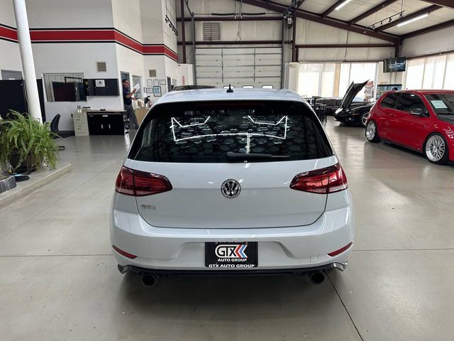 2018 Volkswagen Golf GTI S