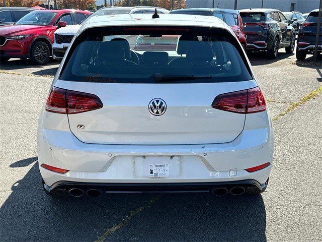 2018 Volkswagen Golf R Base