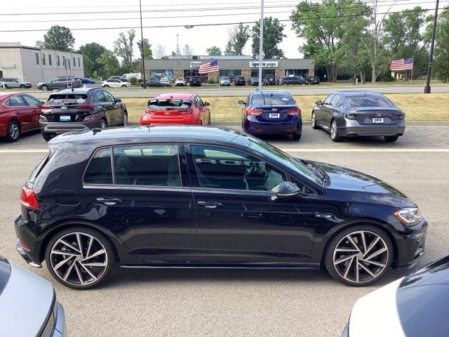 2018 Volkswagen Golf R Base