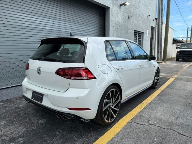 2018 Volkswagen Golf R Base