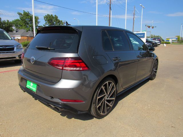 2018 Volkswagen Golf R Base