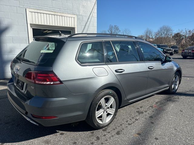 2018 Volkswagen Golf SportWagen 