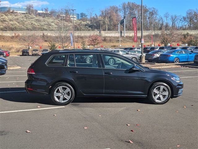 2018 Volkswagen Golf SportWagen SE