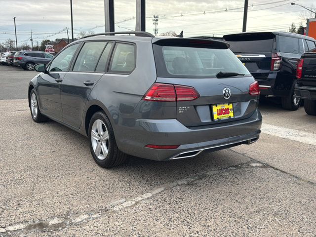 2018 Volkswagen Golf SportWagen SE