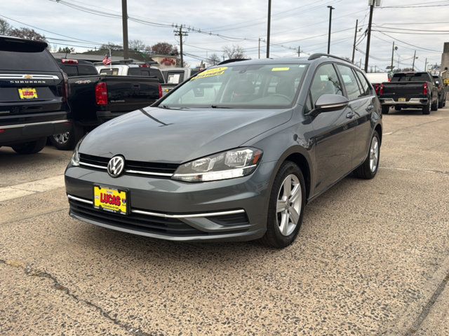 2018 Volkswagen Golf SportWagen SE