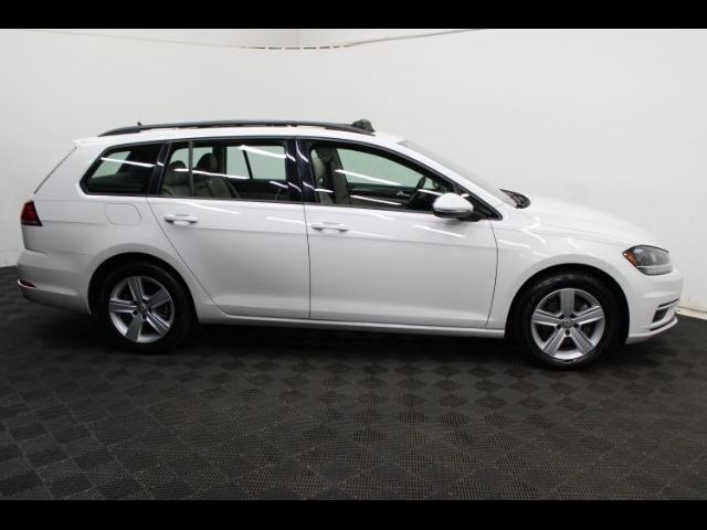 2018 Volkswagen Golf SportWagen 