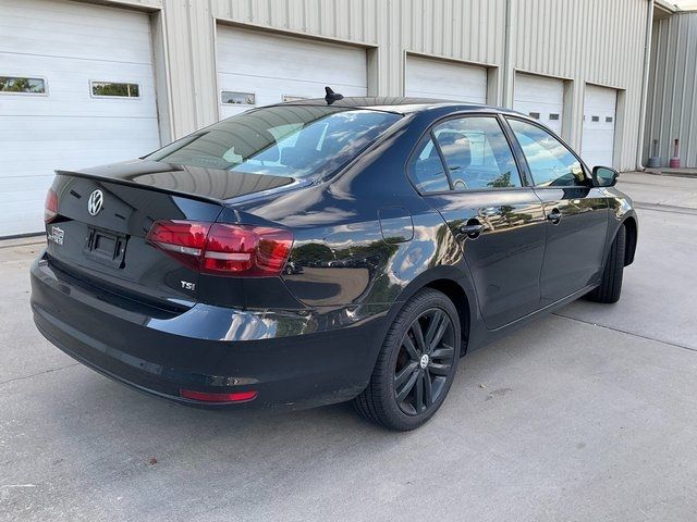 2018 Volkswagen Jetta 1.8T SE Sport