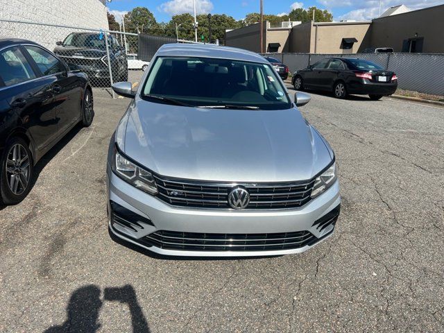 2018 Volkswagen Passat 