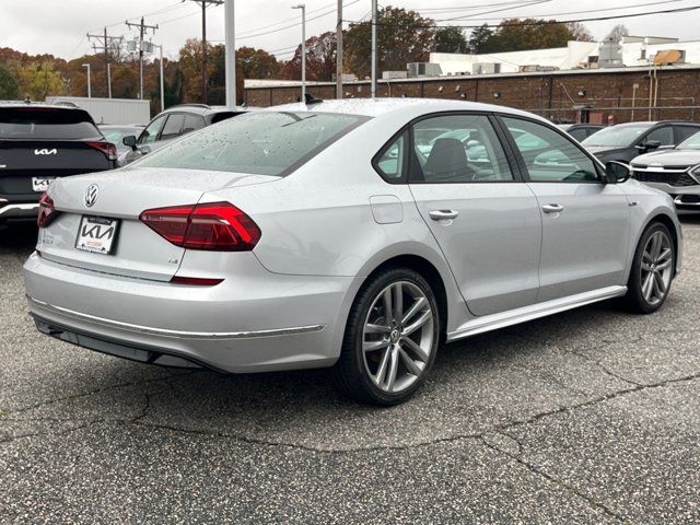 2018 Volkswagen Passat 