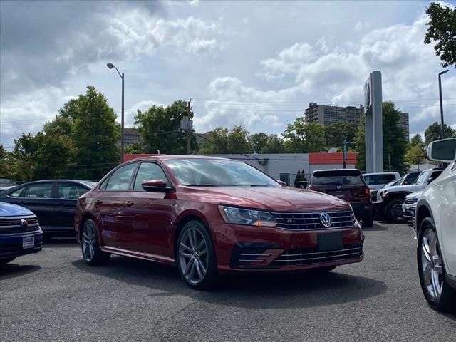 2018 Volkswagen Passat R-Line